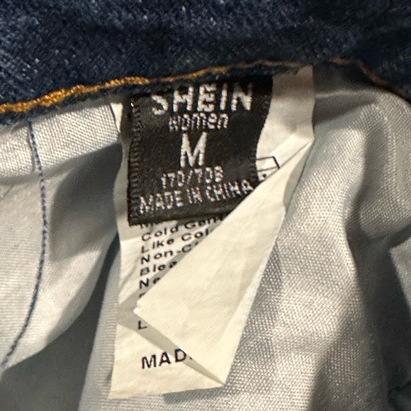 SHEIN HI-RISE SHORTS - Picture 3 of 6